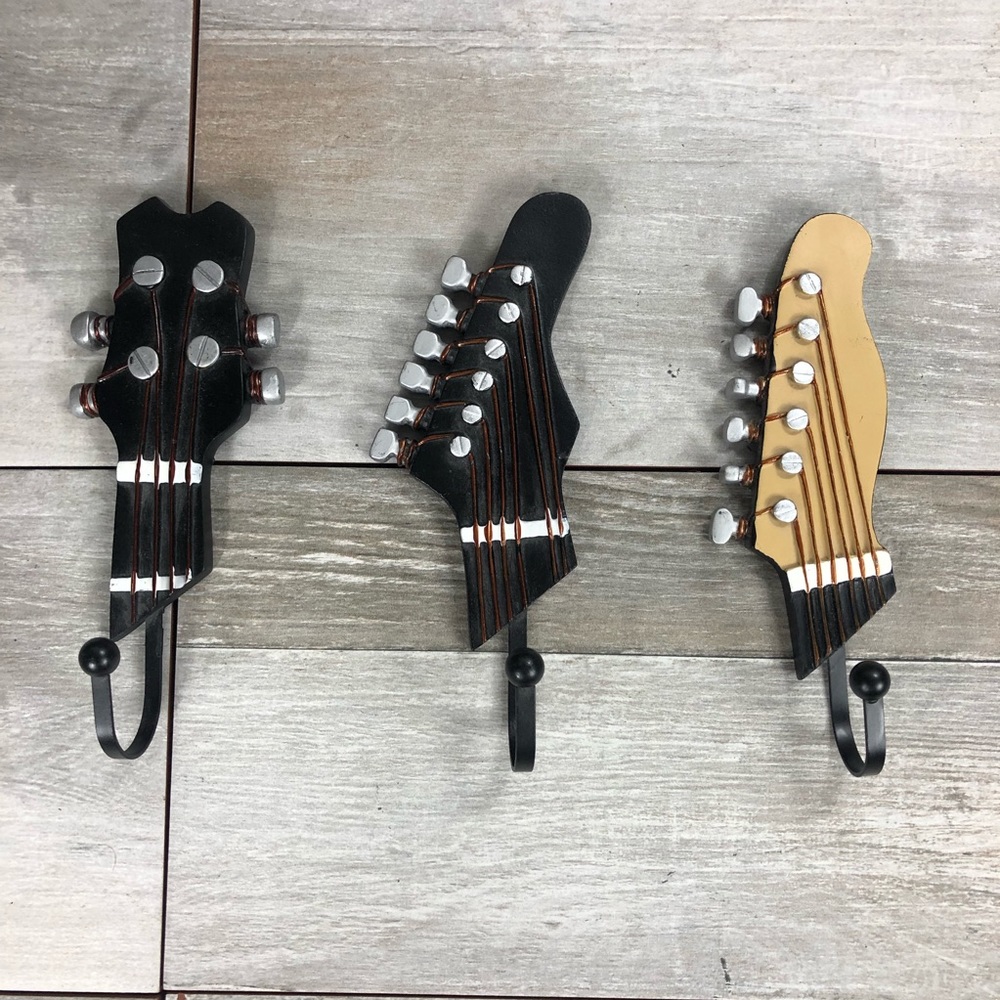 Coat hangers custom 🎸 pieces